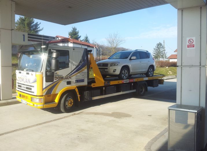 Zanesljiva avtovleka in pomoč na cesti Štajerska